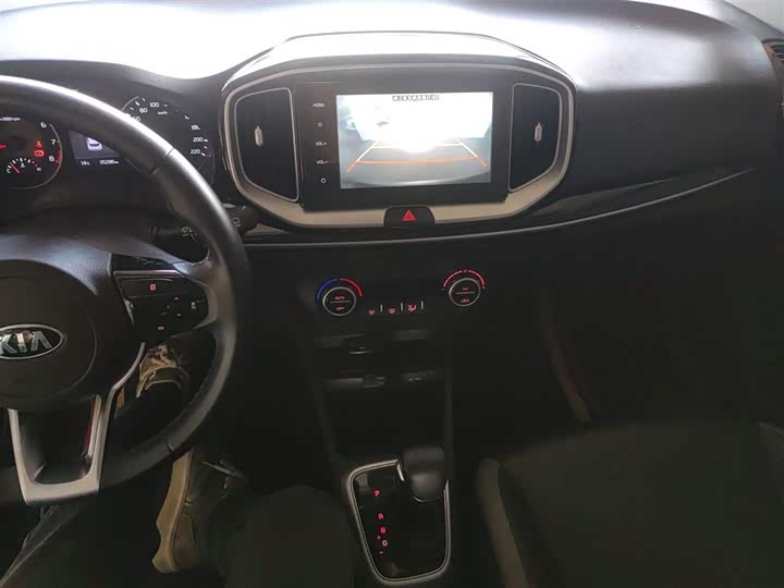 Kia KX1 2021 2021款 1.4L 自动趣享运动款