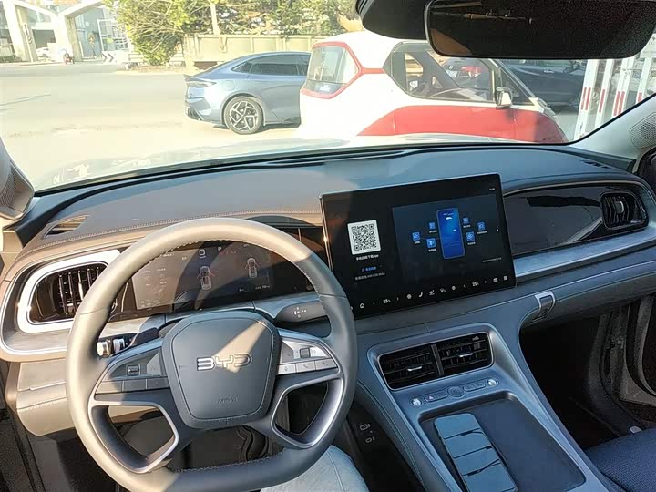 BYD Sea Lion 07 DM-i Hybrid 2025 2025款 150 领航+版