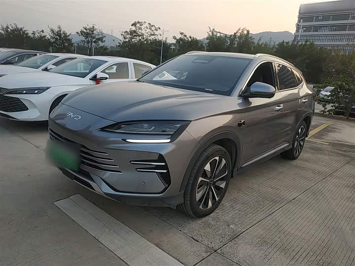 2025 BYD Song Plus Hybrid/EV