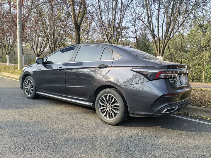 Chery Omoda S5 (Arrizo 5 Plus) 2021 2021款 小泽 1.5T CVT智PLUS