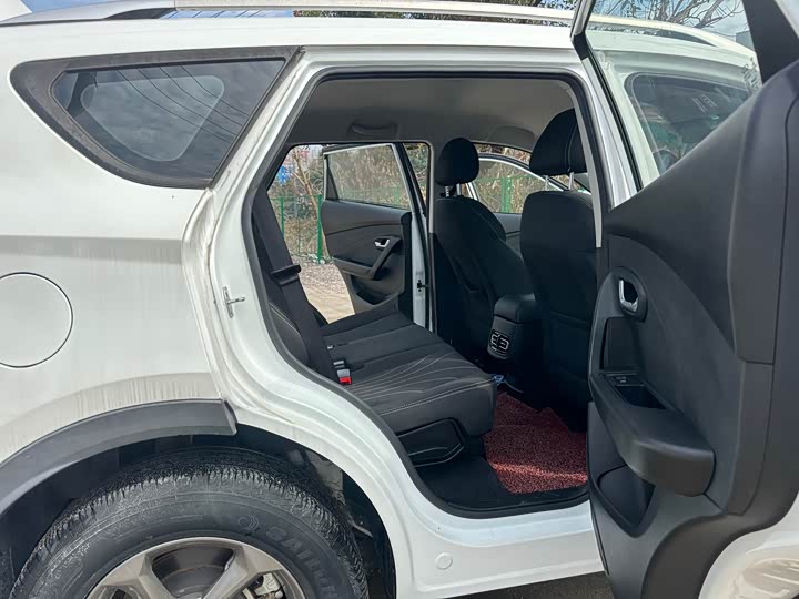 Jetour X70M 2020 2020款 1.5T DCT相伴型