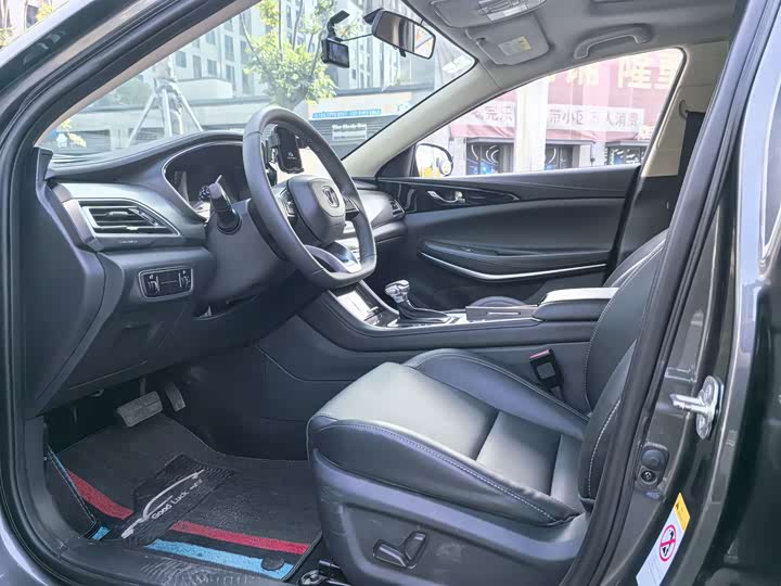 Changan Raeton CC 2021 2021款 蓝鲸版 1.5T DCT旗舰型