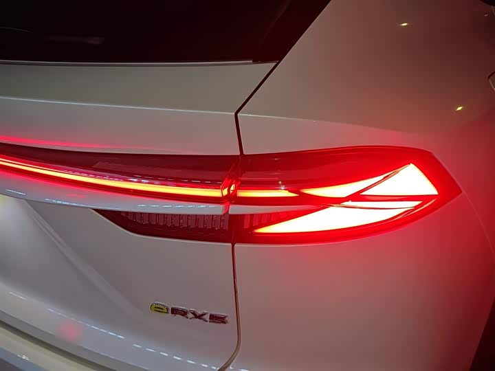 Roewe RX5 Hybrid 2023 2023款 eRX5 超混优越版