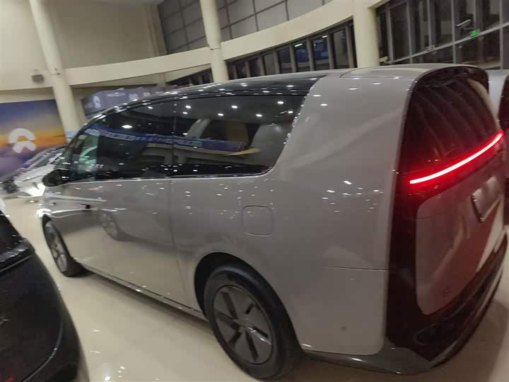 LiXiang Mega 2024 2024款 Ultra