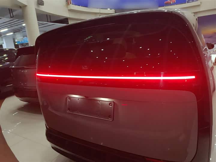 LiXiang Mega 2024 2024款 Ultra