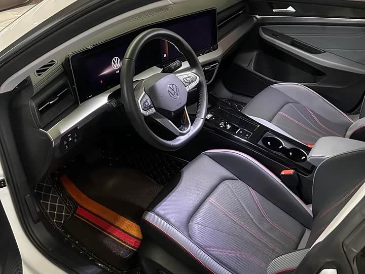 Volkswagen Lamando L 2025 2025款 凌渡L 280TSI DSG炫辣版