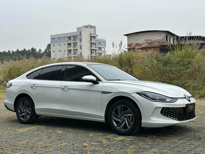 Volkswagen Lamando L 2025 2025款 凌渡L 280TSI DSG炫辣版