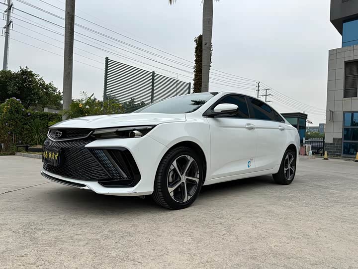 Geely Emgrand L 2022 2022款 1.4T CVT至尊型