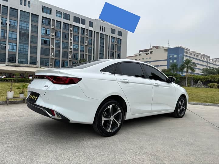 Geely Emgrand L 2022 2022款 1.4T CVT至尊型