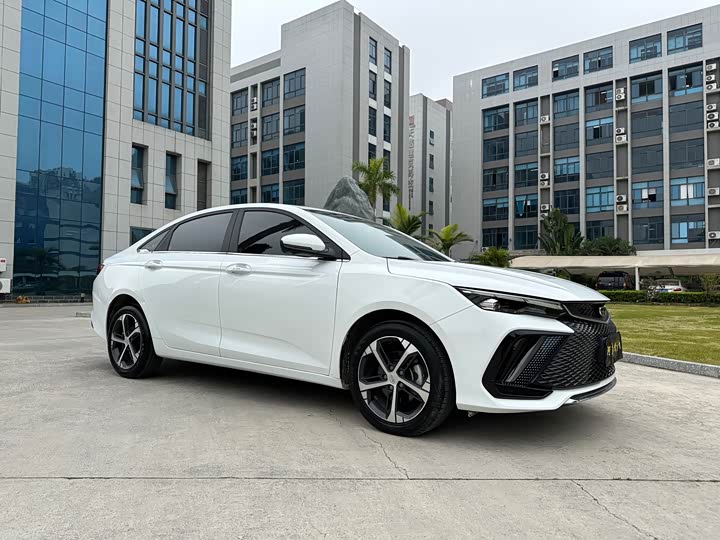 Geely Emgrand L 2022 2022款 1.4T CVT至尊型