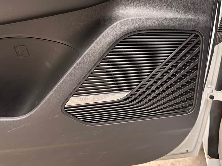 Geely Emgrand L 2022 2022款 1.4T CVT至尊型