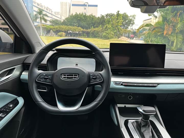 Geely Emgrand L 2022 2022款 1.4T CVT至尊型