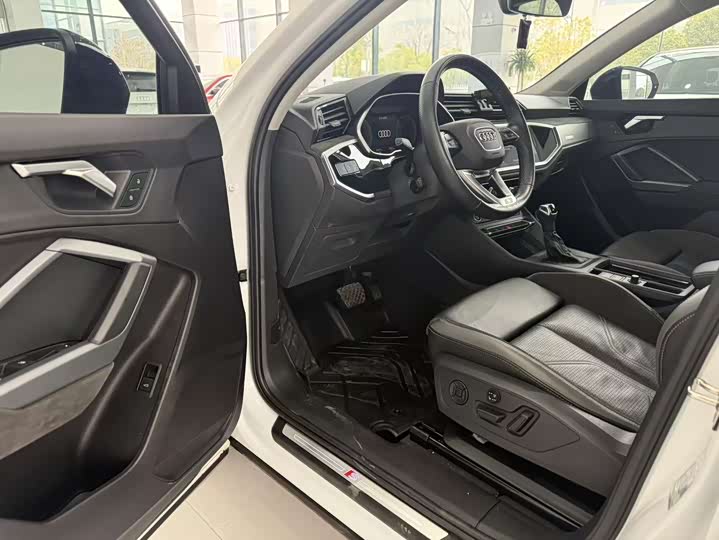 Audi Q3 Sportback 2023 2023款 35 TFSI 进取型（1.4T）