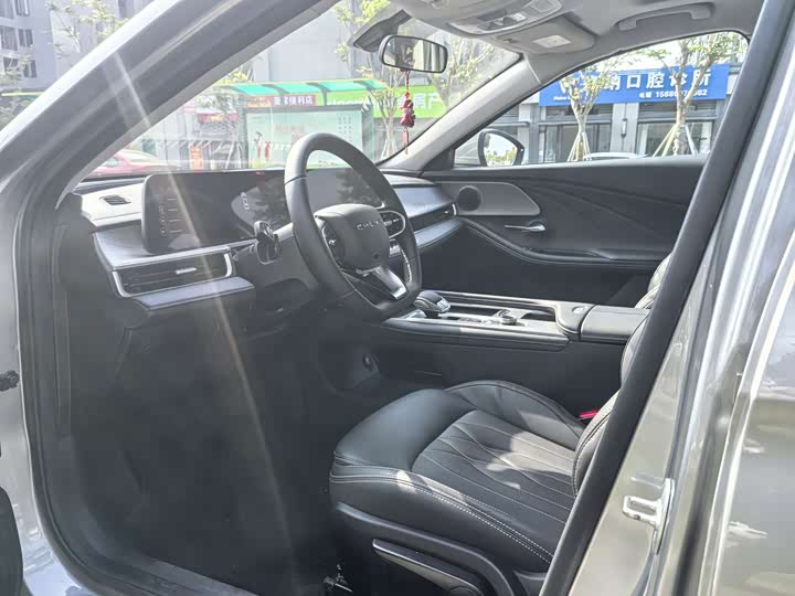 Chery Arrizo 8 2025 2025款 1.6T DCT卓越版