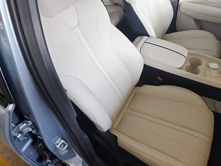 BAIC Arcfox T1 2025 2025款 425 PRO