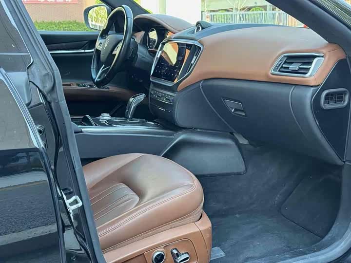 Maserati Ghibli 2021 2021款 2.0T 锋芒版