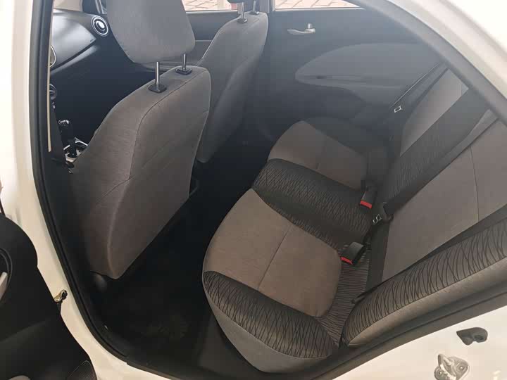 Kia Pegas 2020 2020款 1.4L 自动舒适天窗版