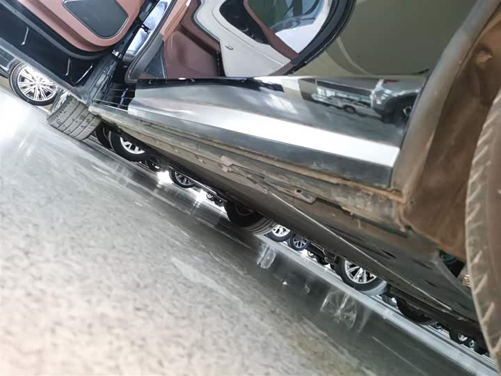 BYD Xia 2025 2025款 DM-i 1.5T 180km 超越型