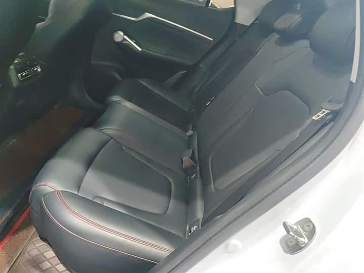 GAC Trumpchi Emkoo 2022 2022款 1.5T 超新星版