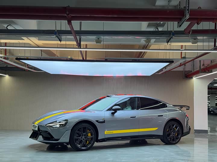 2025 Xiaomi SU7 Ultra