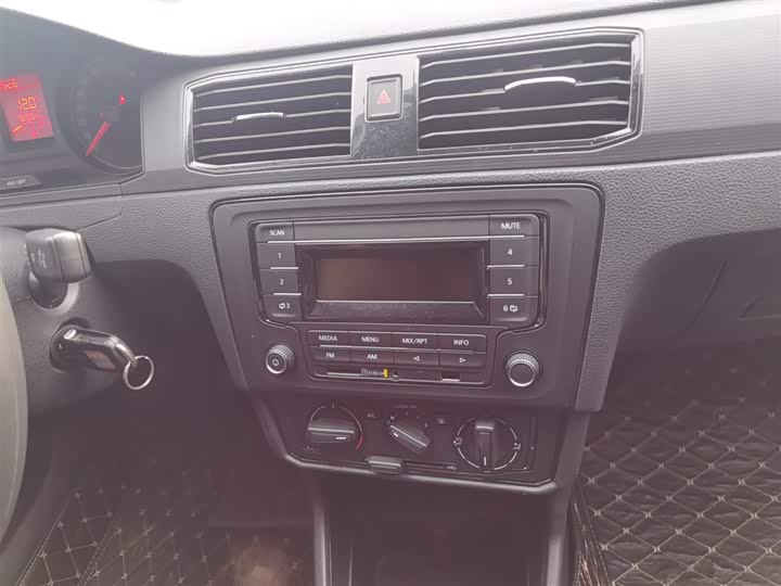 Volkswagen Santana 2021 2021款 1.5L 手动风尚版