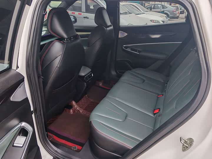 Geely Atlas 2024 2024款 1.5TD 智尊版