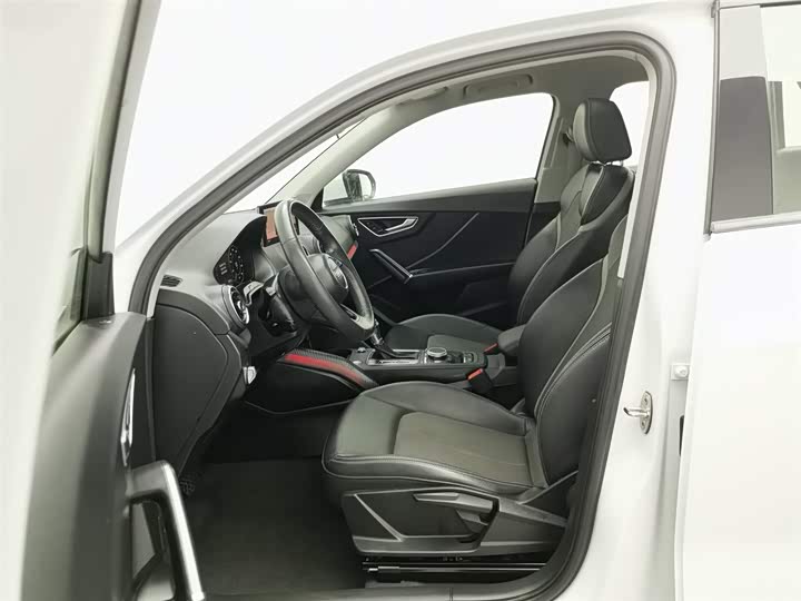 Audi Q2L e-tron 2019 2019款 Q2L e-tron 纯电智享型