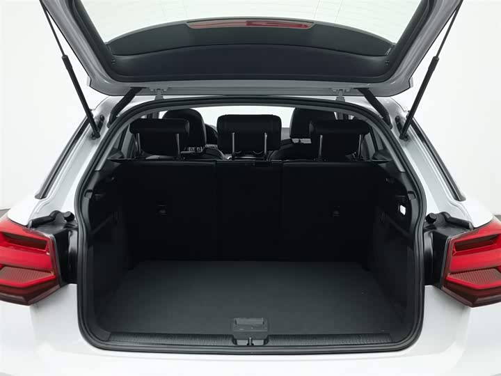 Audi Q2L e-tron 2019 2019款 Q2L e-tron 纯电智享型