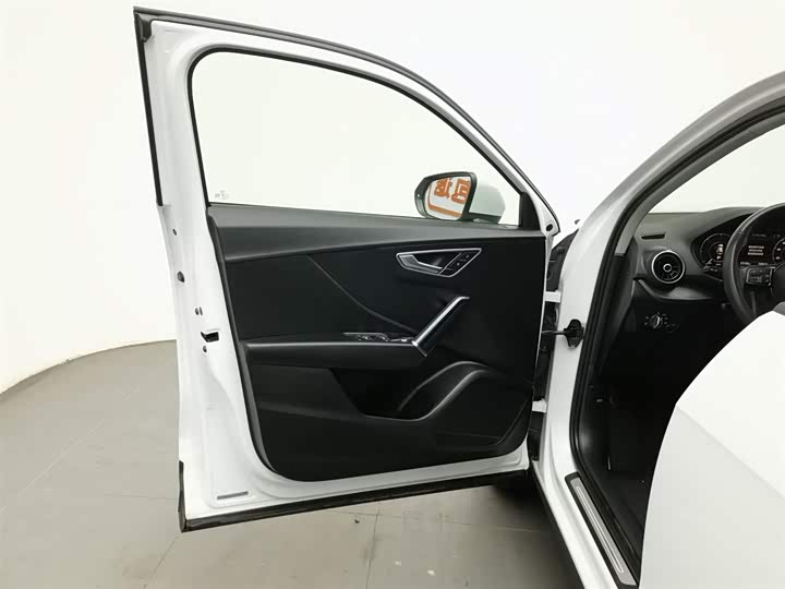 Audi Q2L e-tron 2019 2019款 Q2L e-tron 纯电智享型