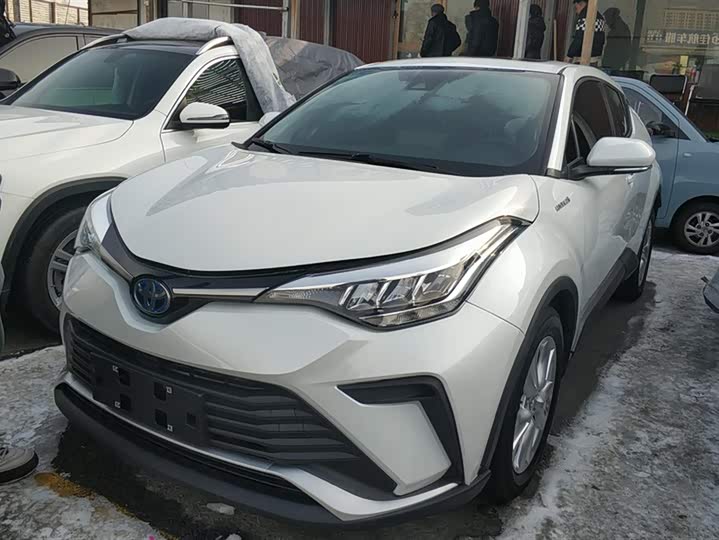 Toyota Izoa 2021 2021款 双擎 2.0L 奕炫版