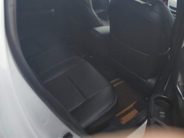 Toyota Izoa 2021 2021款 双擎 2.0L 奕炫版