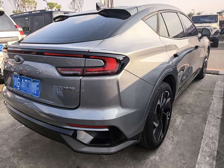 Ford Mondeo 2025 2025款 2.0T EcoBoost E 混动 运动版 ST-Line