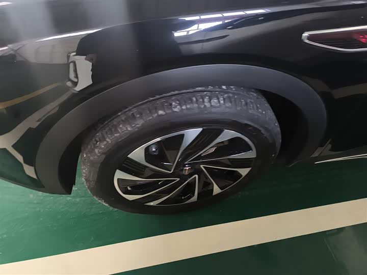 Hongqi HS7 Hybrid 2025 2025款 2.0T PHEV 两驱旗享版 6座