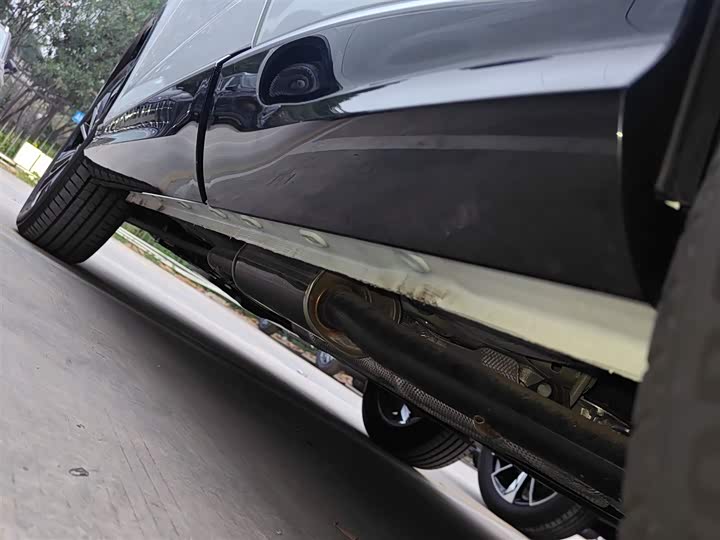 Roewe RX5 Hybrid 2023 2023款 eRX5 超混优越版