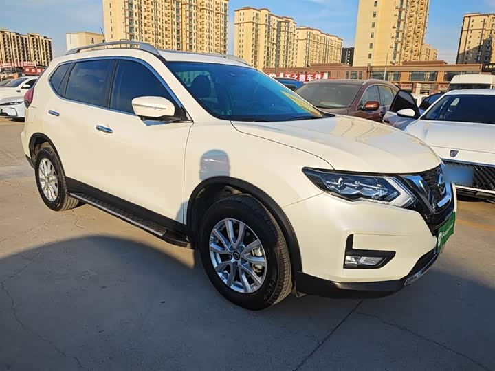 Nissan X-Trail 2023 2023款 经典 2.0L 两驱智联臻享版