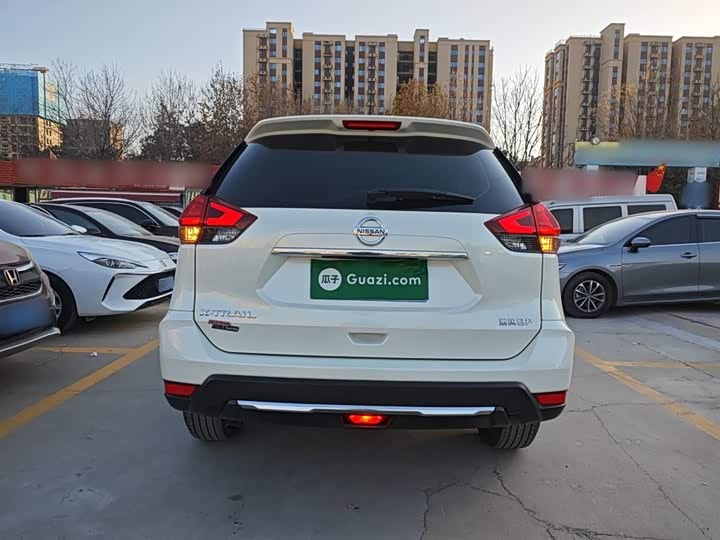 Nissan X-Trail 2023 2023款 经典 2.0L 两驱智联臻享版