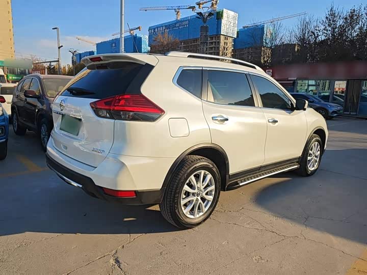 Nissan X-Trail 2023 2023款 经典 2.0L 两驱智联臻享版