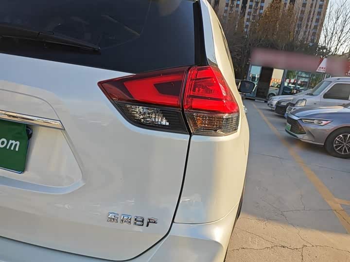 Nissan X-Trail 2023 2023款 经典 2.0L 两驱智联臻享版