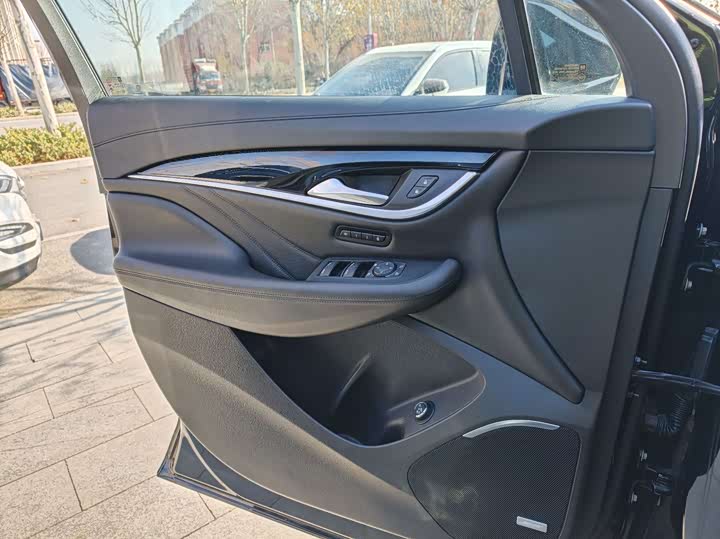 Buick Enclave 2022 2022款 652T 四驱尊享旗舰型 6座