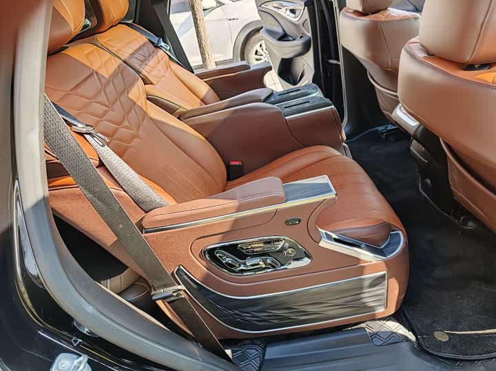 Buick Enclave 2022 2022款 652T 四驱尊享旗舰型 6座