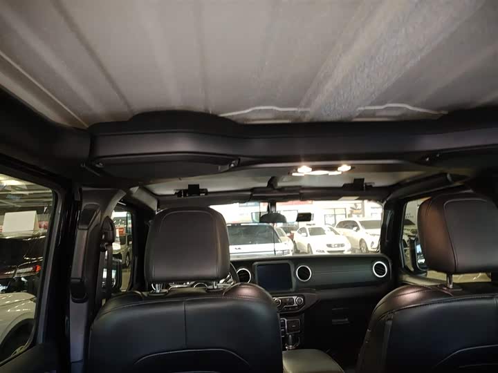 Jeep Wrangler Hybrid 2021 2021款 四门 2.0T 4xe 撒哈拉先行版