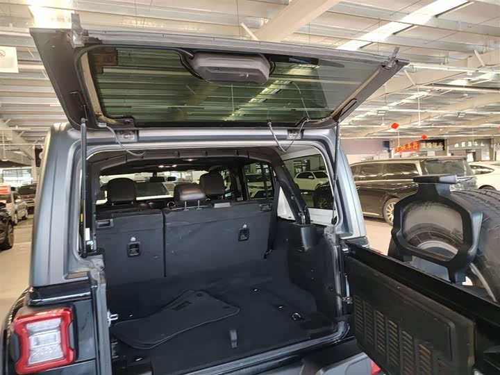 Jeep Wrangler Hybrid 2021 2021款 四门 2.0T 4xe 撒哈拉先行版