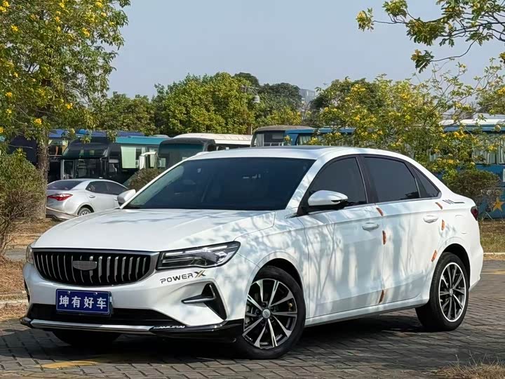 Geely Emgrand 2025 2025款 第4代 1.5L CVT尊贵型