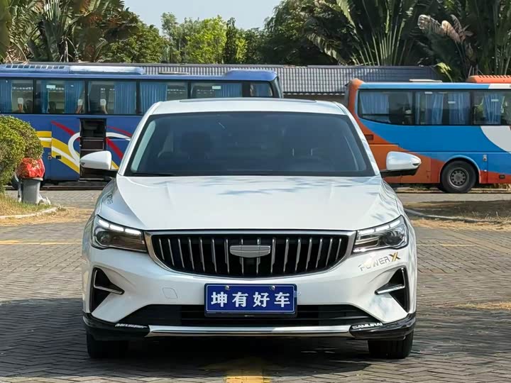 Geely Emgrand 2025 2025款 第4代 1.5L CVT尊贵型