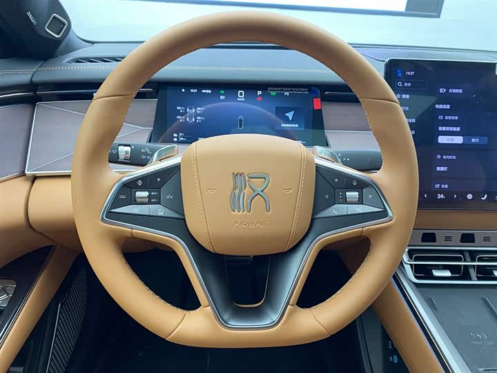 BYD Han L 2025 2025款 DM-p 四驱激光雷达旗舰型