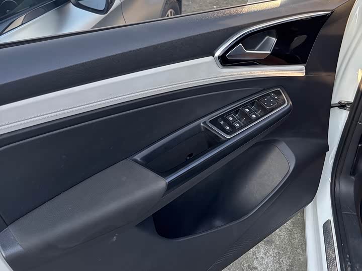 Jetta VS5 2023 2023款 280TSI 自动高光悦享型