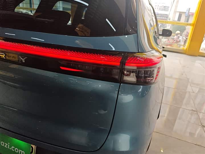 Chery Tiggo 8 Plus C-DM 2025 2025款 1.5T 116km 尊贵型 5座