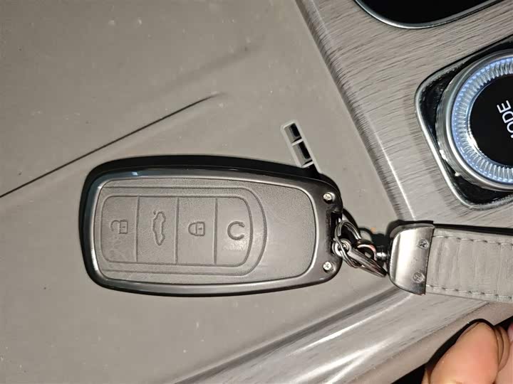 Chery Tiggo 8 Plus C-DM 2025 2025款 1.5T 116km 尊贵型 5座