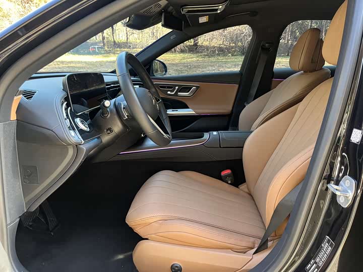 Mercedes-Benz E-Class Hybrid 2024 2024款 E 350 e L 插电式混合动力轿车