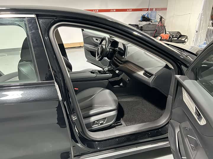 Hongqi E-QM5 2024 2024款 500km 出行版